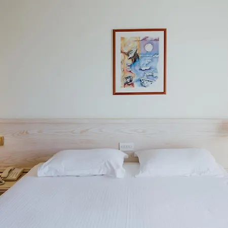 Golden Coast 4* Protaras