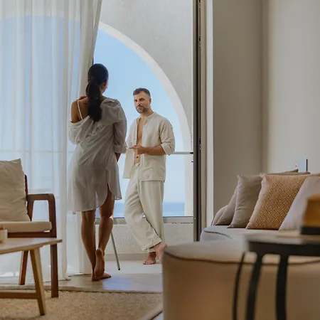 Üdülőközpont Golden Coast 4*